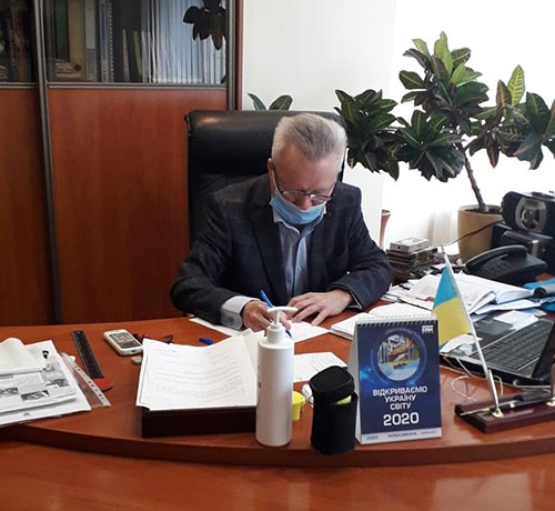 2021.11.09_Radiodiktant1.jpg